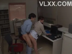 Bố sướng quá lỡ bắn tinh vào lồn con rồi