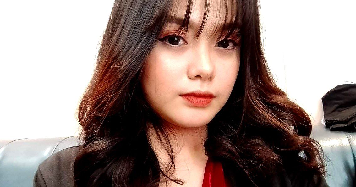 Không che nện bím em nhà kề bên mới tới